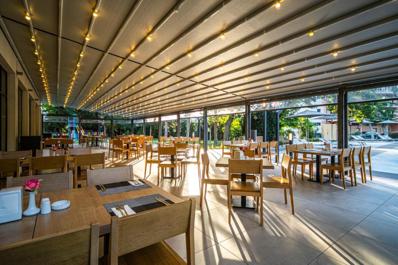 מלון Hvd Club Bor Ultra - Private & Free Parking 4*